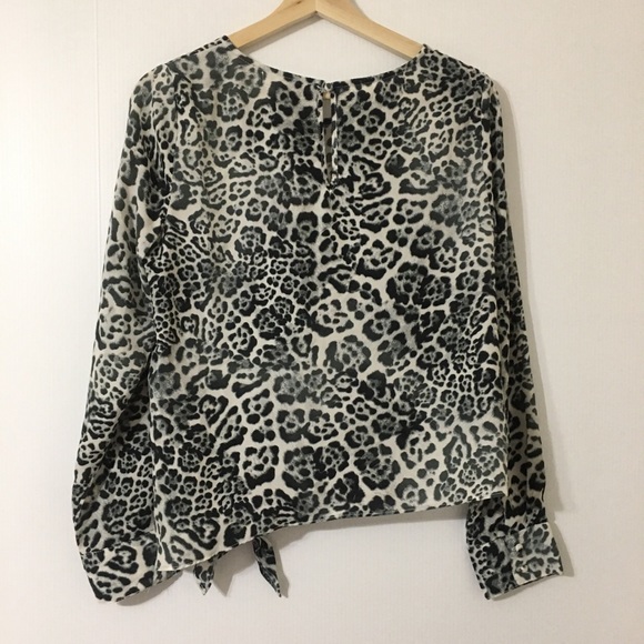 Socialite Animal Print Tie Front Blouse Top - Picture 5 of 8